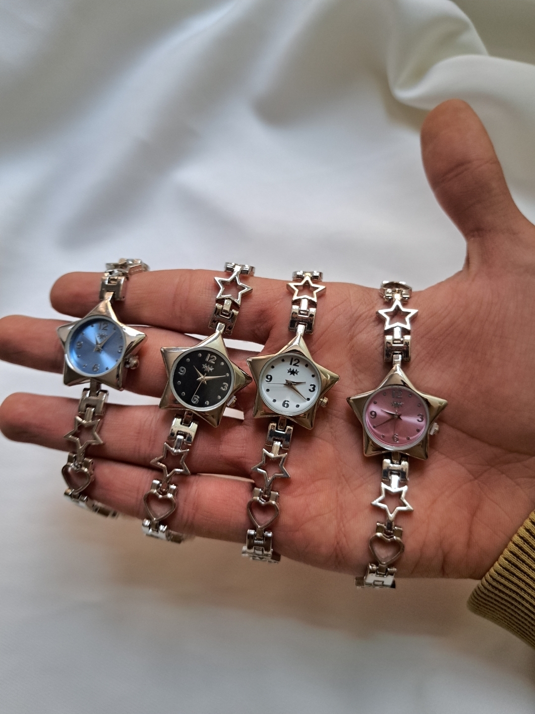ساعت مچی ستاره ای⭐
