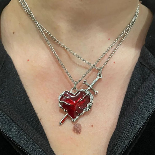 گردنبند قلب و شمشیر وارداتی