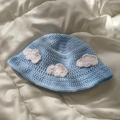 کلاه طرح ابر